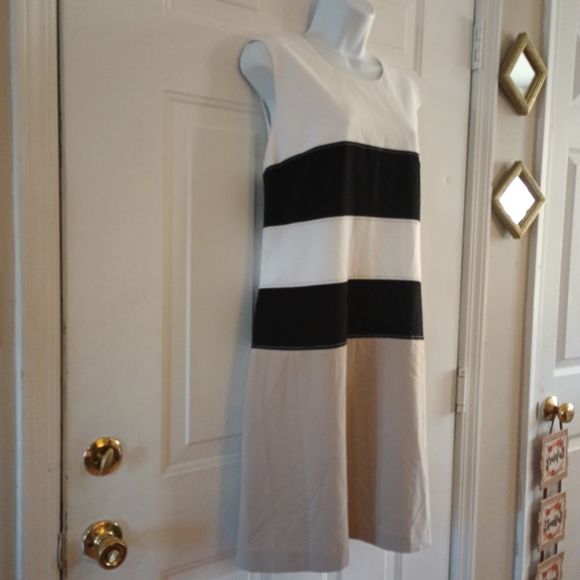 Calvin Klein Sleeveless Color Block Sheath Mini Dress. Size: 16 - Picture 5 of 14